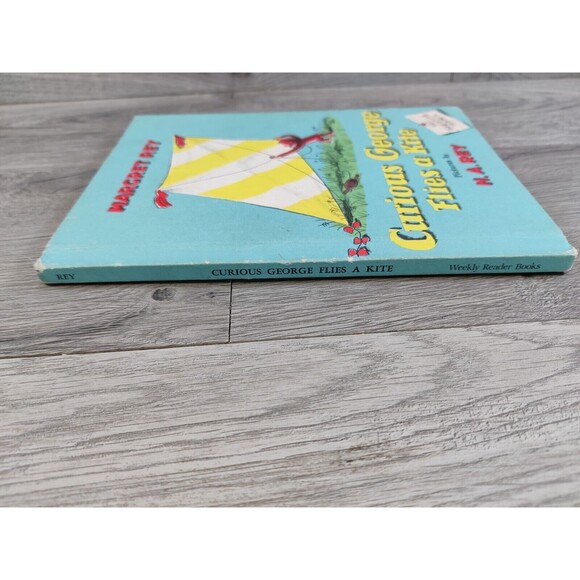Curious George Flies A Kite By Margret Rey-1958-Weekly Reader Children's Book - Picture 6 of 12